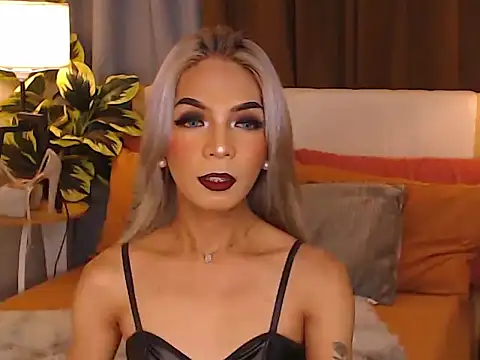 CelestinaMarquez0427 online show from October 10, 2025, 9:37 pm