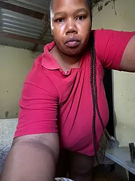 Curvycandy95 online show from June 15, 2026, 5:51 am