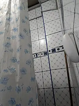 Exotic19cm online show from November 11, 2025, 10:47 pm