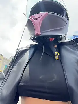 AlannaEvons online show from February 20, 2026, 4:53 pm