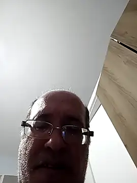 doadordeleitinho online show from July 24, 2026, 1:51 pm
