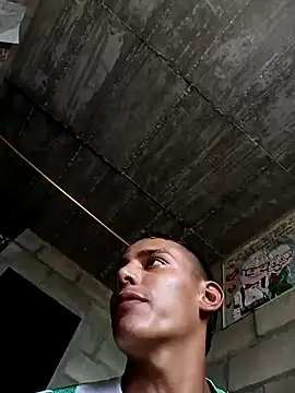 Snapshot of wwwww143 chatting on January 7, 2026, 8:14 pm wwwww143 online show from January 7, 2026, 8:14 pm