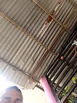 Snapshot of wwwww143 chatting on November 21, 2025, 5:23 pm wwwww143 online show from November 21, 2025, 5:23 pm