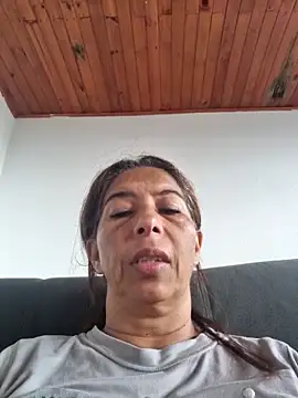 maleja23 online show from February 11, 2026, 1:33 pm