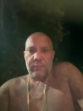 Snapshot of gitanomadrid chatting on July 4, 2026, 9:08 pm gitanomadrid online show from July 4, 2026, 9:08 pm