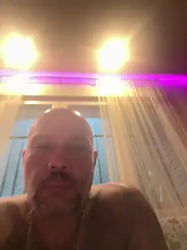 Snapshot of gitanomadrid chatting on August 7, 2026, 11:55 pm gitanomadrid online show from August 7, 2026, 11:55 pm