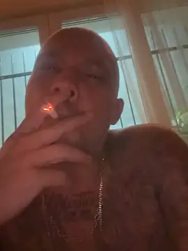 Snapshot of gitanomadrid chatting on July 15, 2026, 11:01 pm gitanomadrid online show from July 15, 2026, 11:01 pm