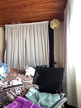 CoraVibes online show from March 15, 2026, 12:45 pm