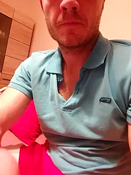 Hahahhdsj112 online show from November 8, 2025, 8:01 pm