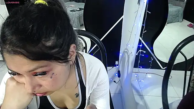 Snapshot of konojan_6 chatting on April 3, 2026, 8:37 pm konojan 6 online show from April 3, 2026, 8:37 pm