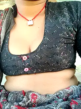 Snapshot of Nehaja33e chatting on March 4, 2026, 7:16 am Nehaja33e online show from March 4, 2026, 7:16 am