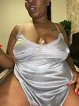 Snapshot of fatpussydallx chatting on May 21, 2026, 6:49 pm fatpussydallx online show from May 21, 2026, 6:49 pm