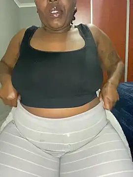 fatpussydallx online show from July 17, 2026, 5:21 pm