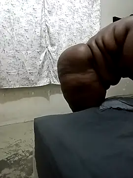 Snapshot of ASSQUEEN37Xx chatting on March 3, 2026, 6:15 pm ASSQUEEN37Xx online show from March 3, 2026, 6:15 pm