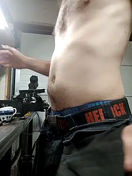 PrettyBoyNickyxh online show from April 9, 2026, 3:40 pm