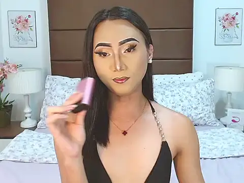 Snapshot of BlaireWilzon chatting on April 8, 2026, 8:27 am BlaireWilzon online show from April 8, 2026, 8:27 am