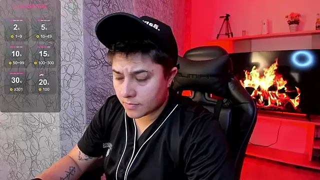 Snapshot of IanGilbert chatting on February 17, 2026, 9:56 pm IanGilbert online show from February 17, 2026, 9:56 pm