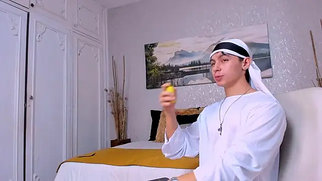 Tyler durten online show from October 28, 2025, 3:07 am