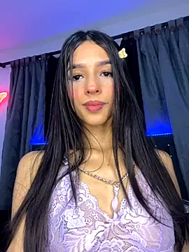 Snapshot of katy_cutie_ chatting on October 20, 2025, 3:19 am katy cutie online show from October 20, 2025, 3:19 am