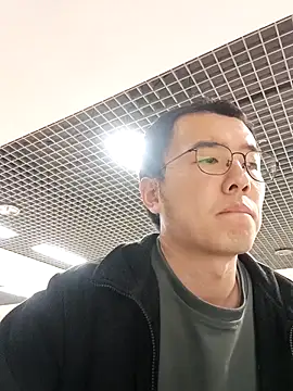 nnnnnan9527 online show from March 9, 2026, 7:01 am