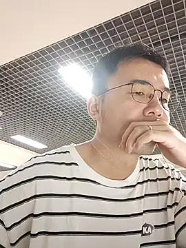 Snapshot of nnnnnan9527 chatting on September 10, 2025, 2:21 am nnnnnan9527 online show from September 10, 2025, 2:21 am