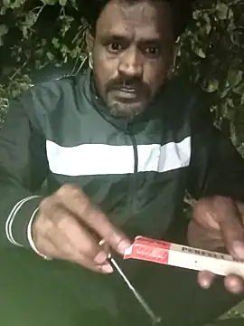 Snapshot of Mr_xxx007@xh chatting on February 14, 2026, 3:01 pm Mr xxx007xh online show from February 14, 2026, 3:01 pm