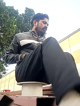 Snapshot of Mr_xxx007@xh chatting on February 5, 2026, 1:45 am Mr xxx007xh online show from February 5, 2026, 1:45 am