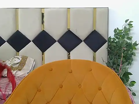 Its-ishikaa online show from November 15, 2025, 3:32 am