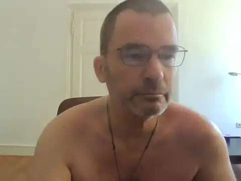 stallionrider88 online show from May 25, 2026, 1:32 pm