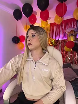 Ashley parkerr online show from October 1, 2025, 5:56 am