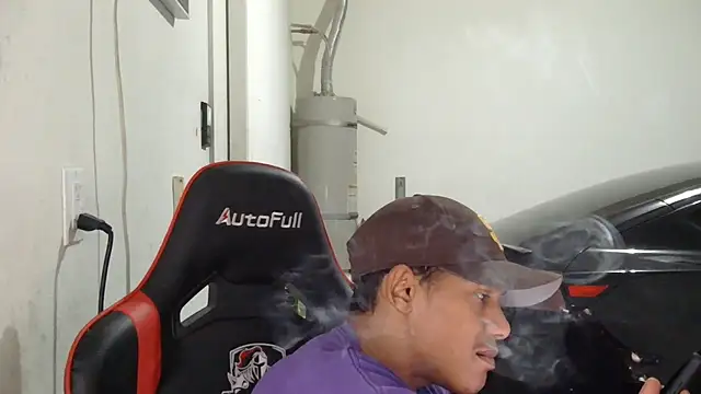 Snapshot of Gmajor chatting on September 28, 2025, 2:40 am Gmajor online show from September 28, 2025, 2:40 am