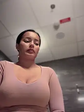 Risky Workouts online show from October 27, 2025, 7:04 pm