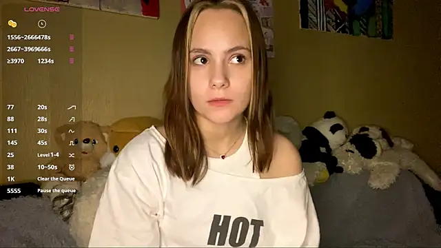 Snapshot of RayeBaj chatting on October 4, 2025, 4:52 pm RayeBaj online show from October 4, 2025, 4:52 pm