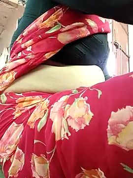 Snapshot of Hot_pooja55 chatting on October 5, 2025, 2:13 am Hot pooja55 online show from October 5, 2025, 2:13 am