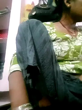 Hot tin74 online show from December 3, 2025, 6:07 pm