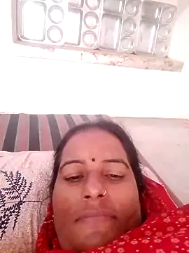 Snapshot of Suhani_hot12 chatting on October 24, 2025, 7:18 am Suhani hot12 online show from October 24, 2025, 7:18 am