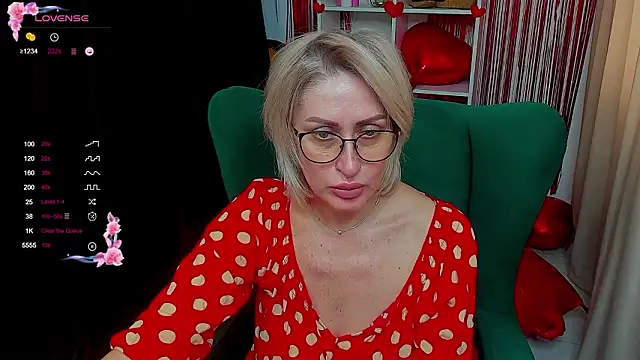 Snapshot of PamellaMurphy chatting on February 20, 2026, 3:47 am PamellaMurphy online show from February 20, 2026, 3:47 am