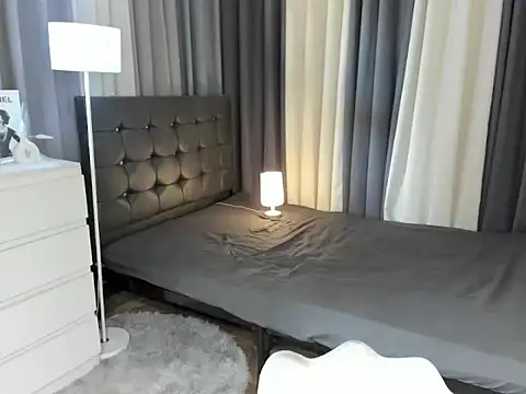 Blaire Samantha online show from October 7, 2025, 6:58 am