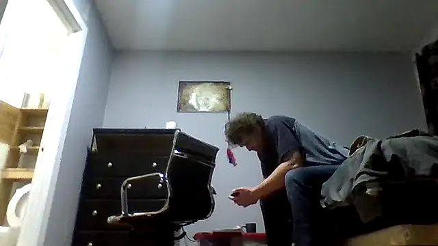 CouplesFuckToy69 online show from December 5, 2025, 4:11 am