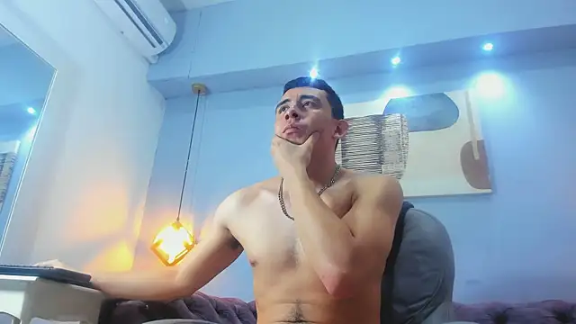 Eross Santy online show from July 18, 2026, 1:41 pm