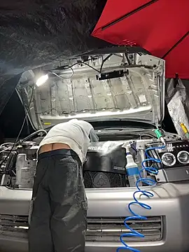 yurmechonline online show from December 14, 2025, 10:21 am