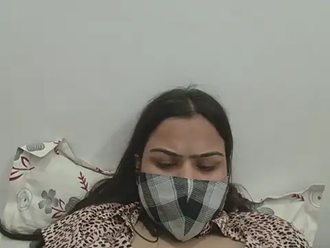 Nataliya Singh online show from September 13, 2025, 2:28 pm