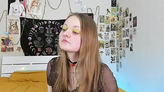 WonderConnie1 online show from October 25, 2025, 1:01 pm