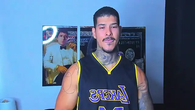 jiro kenji1 online show from February 23, 2026, 7:58 pm