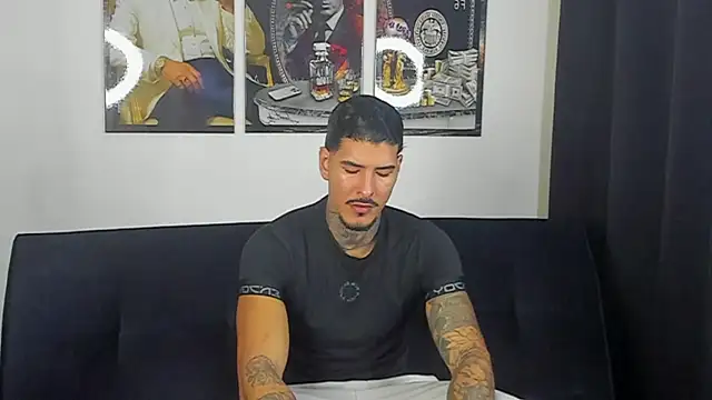 jiro kenji1 online show from September 18, 2025, 4:37 am