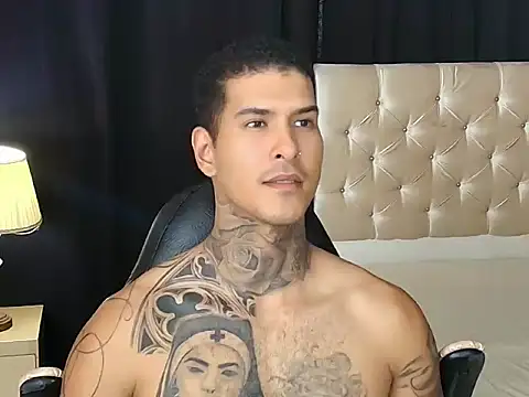 jiro kenji1 online show from March 2, 2026, 7:32 pm