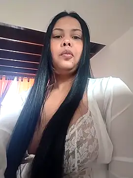 Snapshot of Alessandraa- chatting on June 12, 2026, 2:15 pm Alessandraa- online show from June 12, 2026, 2:15 pm