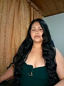 Snapshot of Alessandraa- chatting on July 19, 2026, 5:27 am Alessandraa- online show from July 19, 2026, 5:27 am
