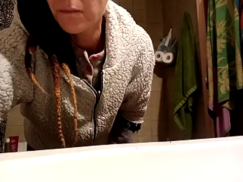 Ebtessamcachonda online show from November 8, 2025, 5:16 pm