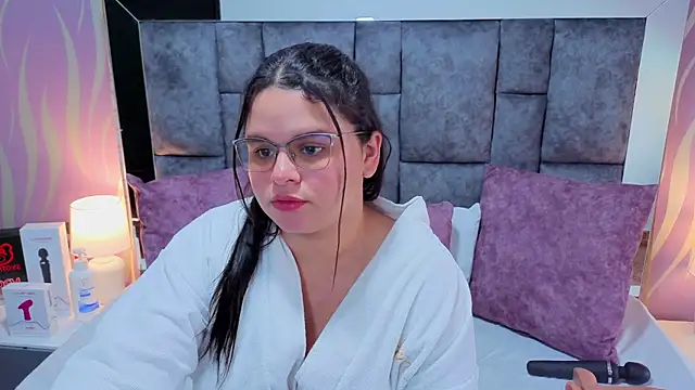 Snapshot of SamanthaPaImer chatting on September 8, 2025, 6:40 pm SamanthaPaImer online show from September 8, 2025, 6:40 pm